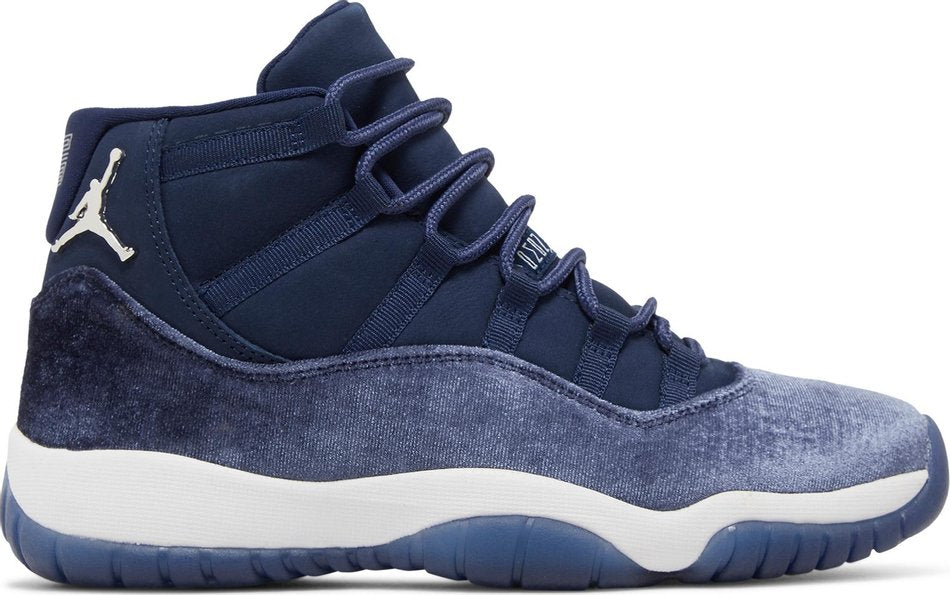 Wmns Air Jordan 11 Retro 'Midnight Navy Velvet' AR0715-441